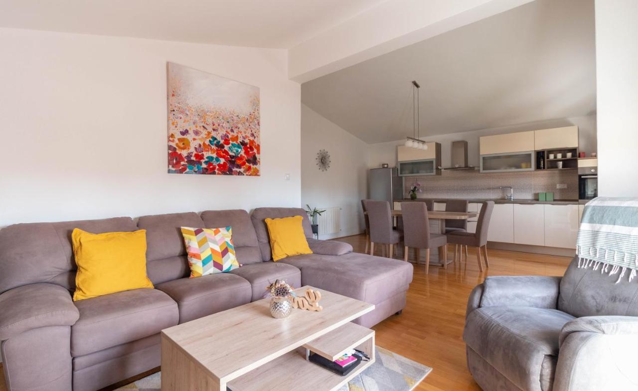 Modern Apartment Sara-Near The Beach Privlaka  Kültér fotó